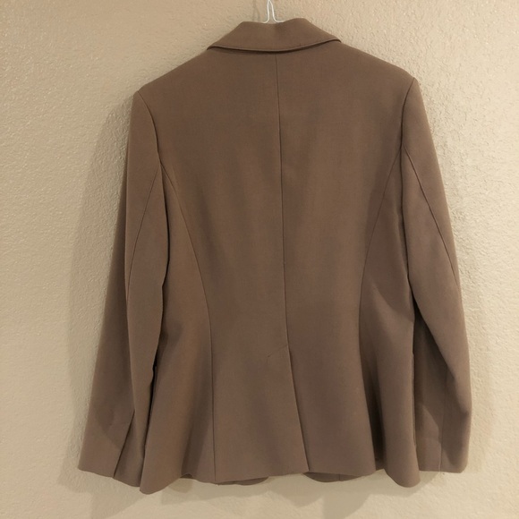 Basic camel blazer - Picture 2 of 2